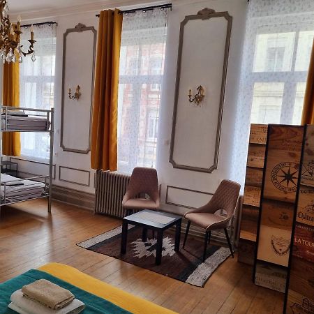 Les Appartements Fénelon Le Cateau-Cambresis Esterno foto