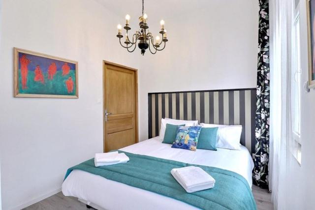 Les Appartements Fénelon Le Cateau-Cambresis Esterno foto