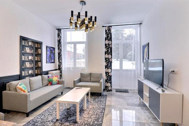 Les Appartements Fénelon Le Cateau-Cambresis Esterno foto