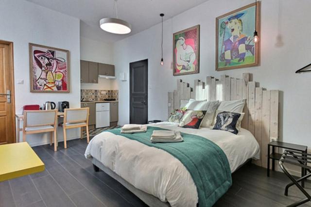 Les Appartements Fénelon Le Cateau-Cambresis Esterno foto