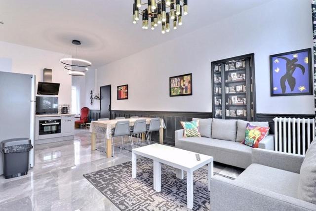 Les Appartements Fénelon Le Cateau-Cambresis Esterno foto
