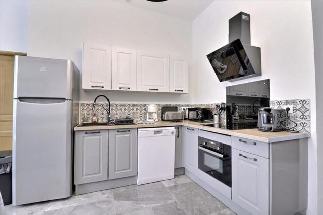 Les Appartements Fénelon Le Cateau-Cambresis Esterno foto
