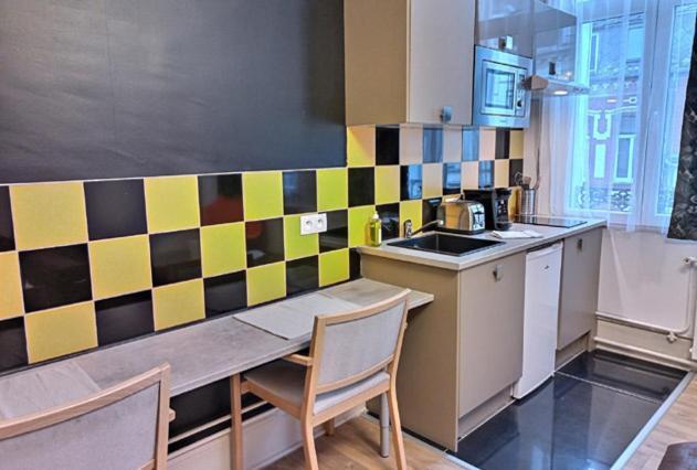 Les Appartements Fénelon Le Cateau-Cambresis Esterno foto