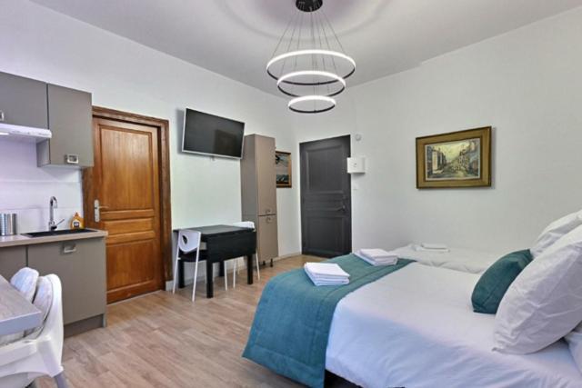 Les Appartements Fénelon Le Cateau-Cambresis Esterno foto