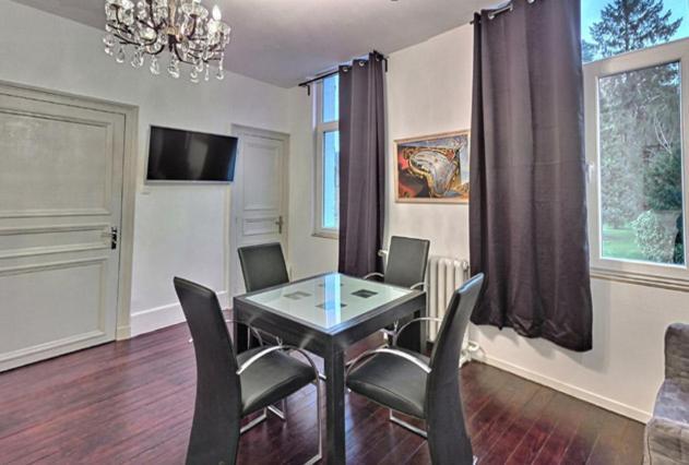Les Appartements Fénelon Le Cateau-Cambresis Esterno foto
