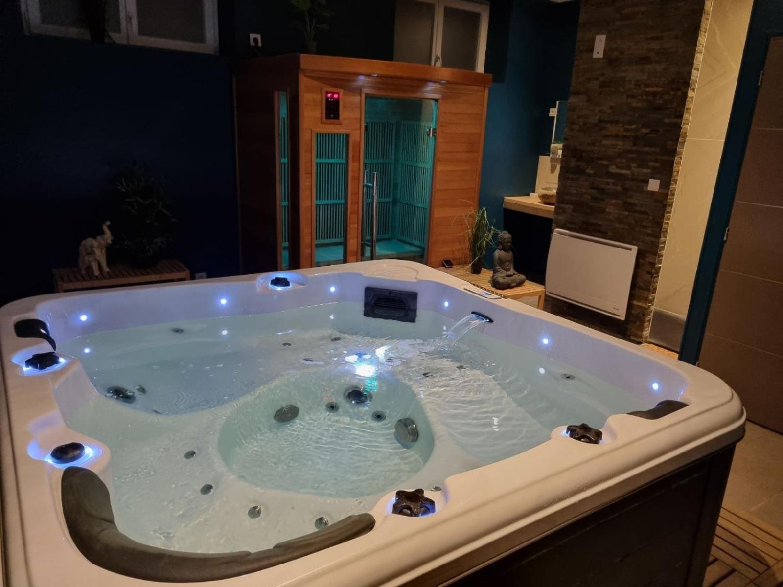 Les Appartements Fénelon Le Cateau-Cambresis Esterno foto